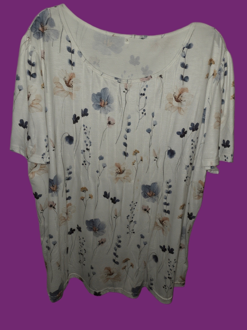 Floral Scoop Neck Women's Top in Cream and Blue